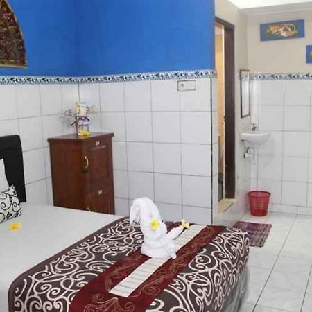 Vaccinated Staff - Oyo 3523 Gong Corner Homestay Kuta Lombok Exterior foto