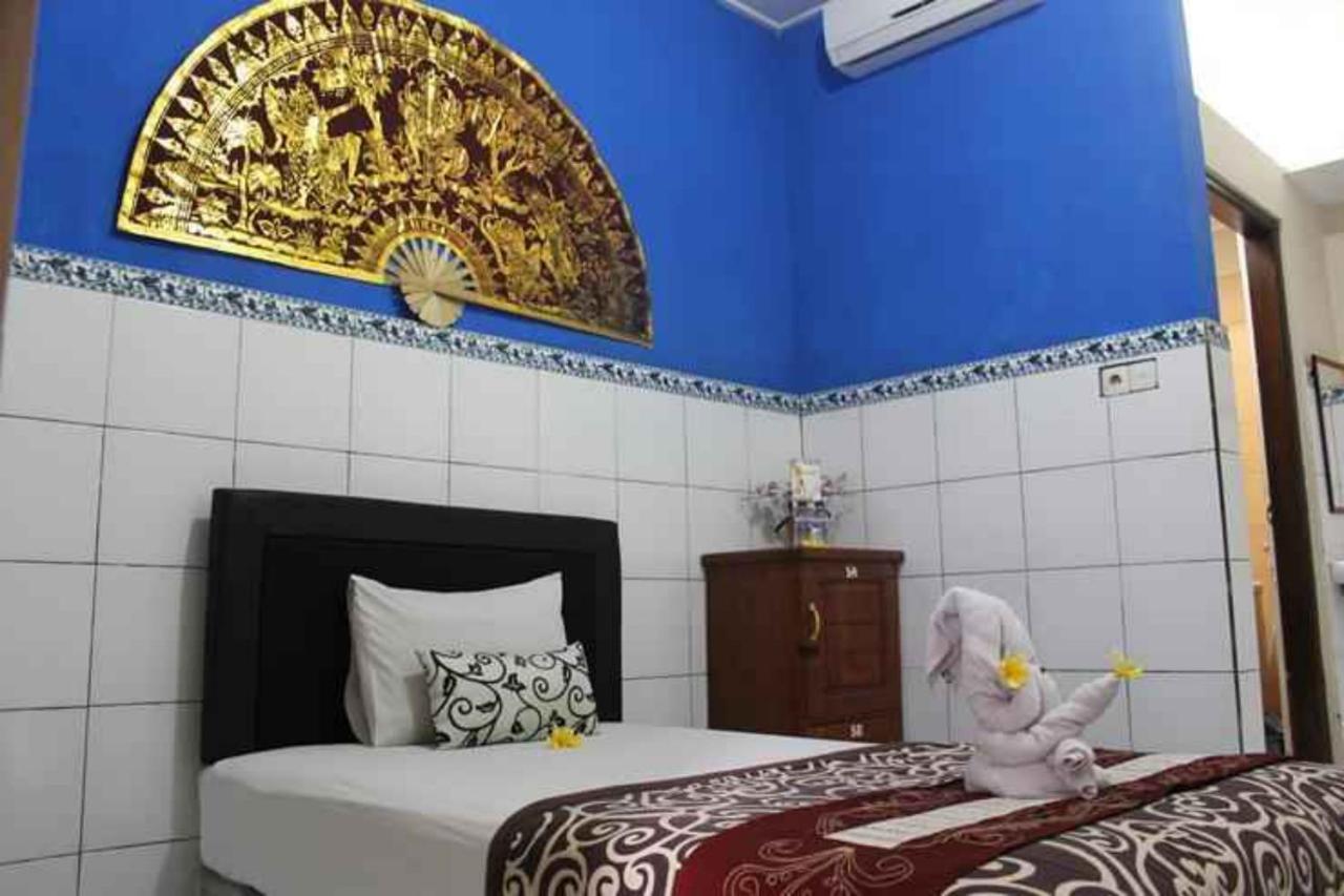 Vaccinated Staff - Oyo 3523 Gong Corner Homestay Kuta Lombok Exterior foto